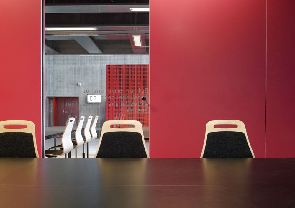 קיר אש - תמונה 3