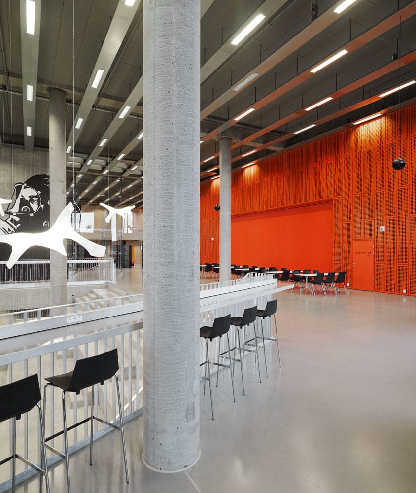 קיר אש - תמונה 2