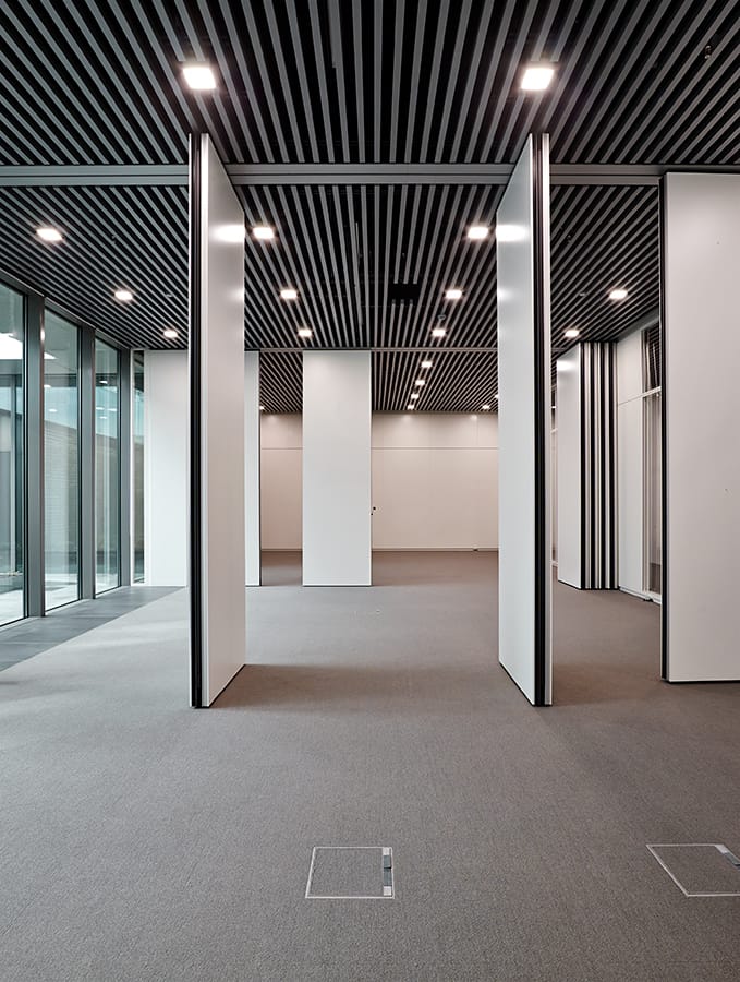 קיר אש - תמונה 15